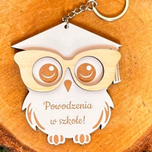 Brelok sowa z napisem „Powodzenia w szkole!” ze sklejki
